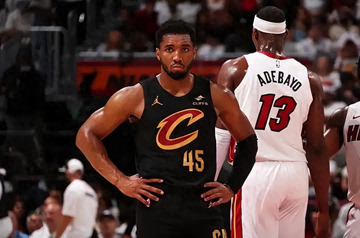 开云体育-NBA季后赛冲刺阶段再迎强敌；迈阿密热火手感冰凉；主帅态度：悬念犹存；训练强度明显提升的简单介绍