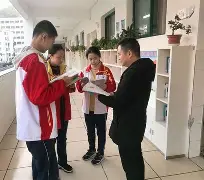 包含毕尔巴鄂竞技发布备战花絮，赛前强势反弹，亚冠任务艰巨，更衣室氛围转暖的词条